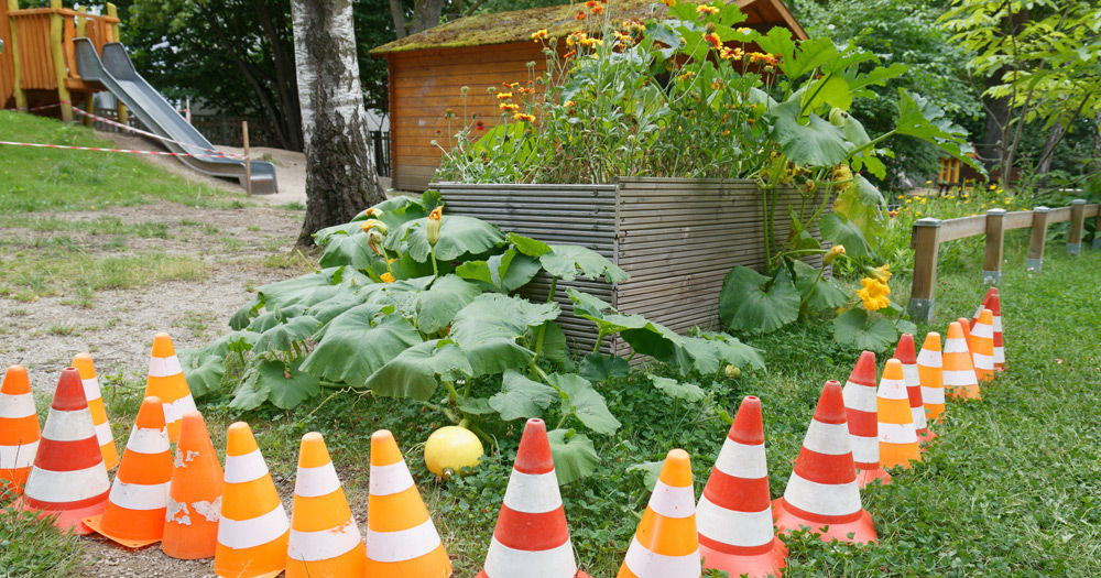 Unser Hochbeet im Garten
